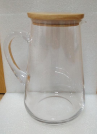 Picture of Crate and Barrel Recalls Glass Pitchers Due to Laceration Hazard