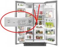 Picture of Recalled Refrigerator with Model/Serial Label