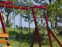 All recalled swing sets have a horizontal ladder that acts as both a monkey bar and swing beam, and an end latter coated with cranberry or green plastic. The replacement kit includes the horizontal ladder and the vertical end truss support pieces