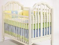 Picture of recalled crib having part number beginning with E5530C2