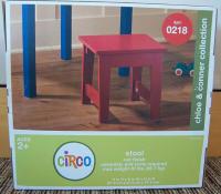 Picture of Target Recalls Children's Sitting Stools Due to Fall Hazard
